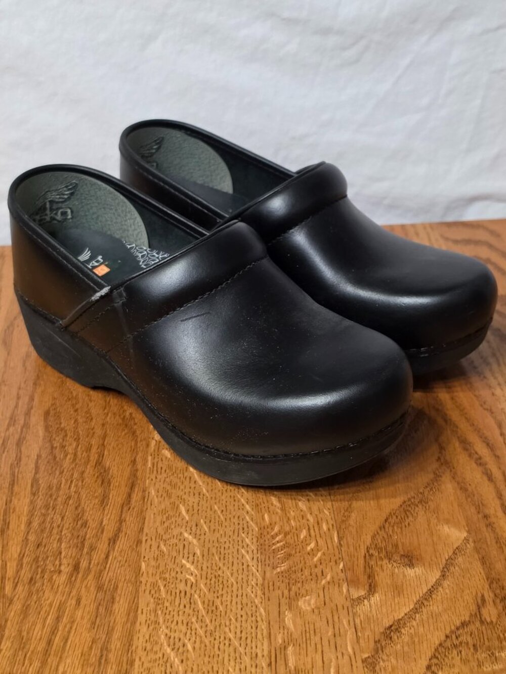 Dansko XP 2.0 Black Leather Comfort Professional Clogs Shoes Sz 6.5-7 EU 37